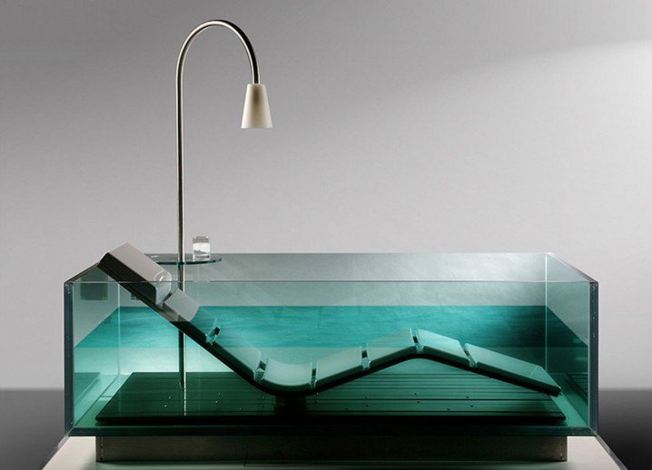 Spectacular-House-Interior-Inspiration-For-Elegance-Glass-Bathtub-1220x881-718x518
